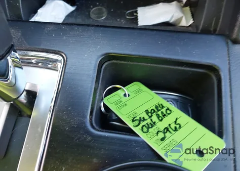 2017 Subaru Outback 3.6R Limited из США, поврежденный, VIN 4S4BSENC8H3202965